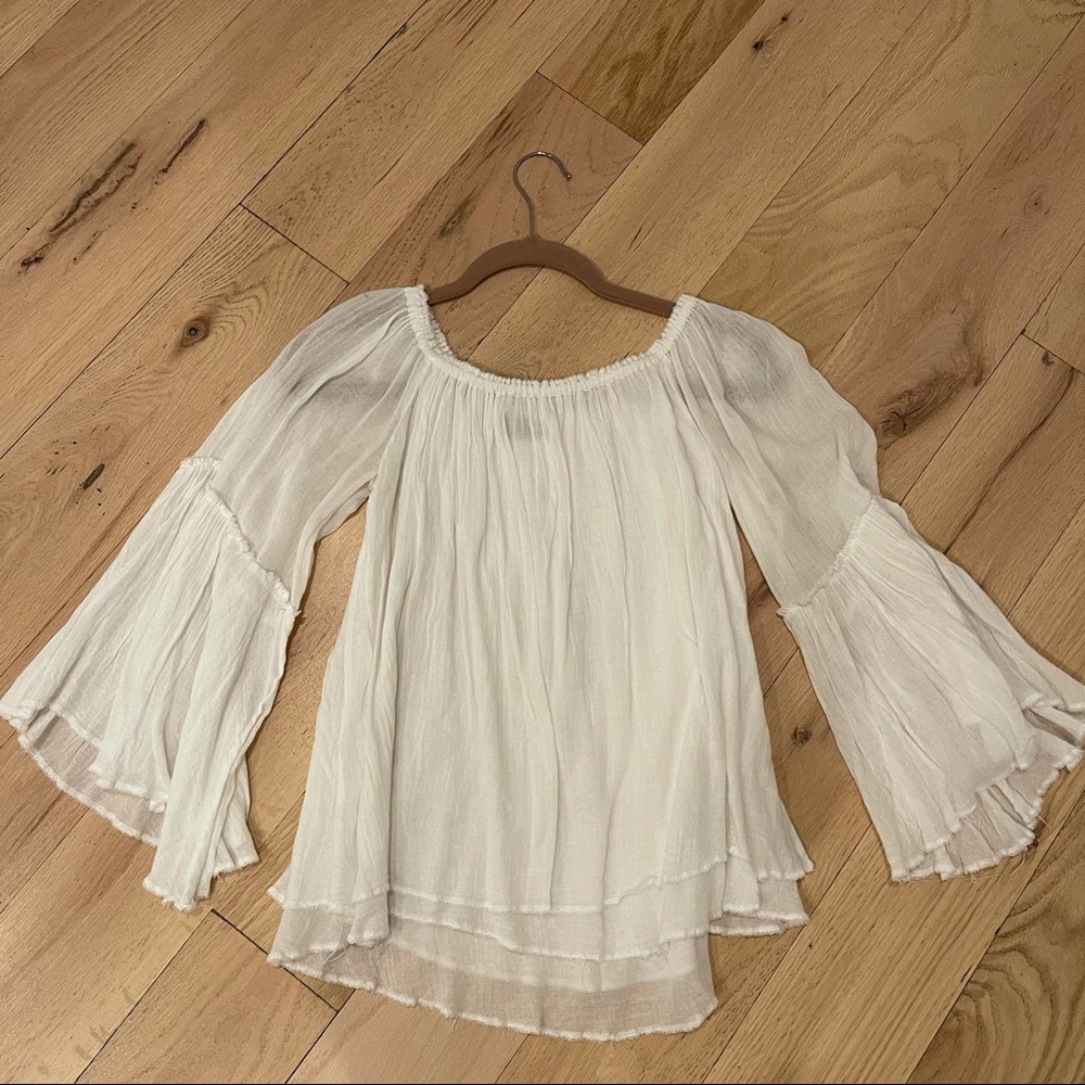 Bailey 44 long sleeve blouse perfect summer top!